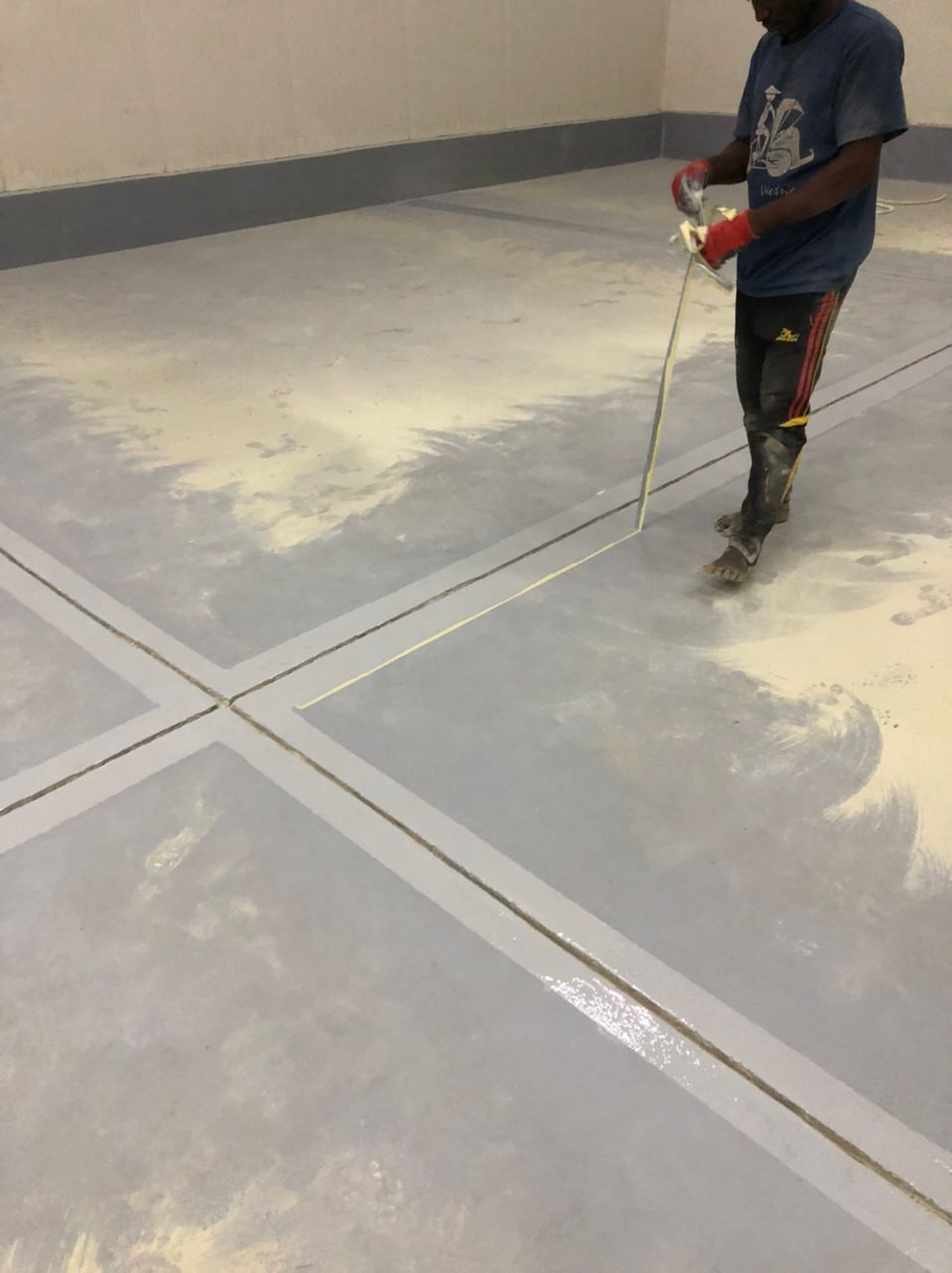 Operative measuring out the joint line before sealing
